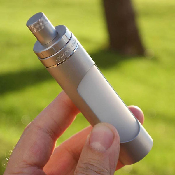 GeekVape_GBOX_Flask_Liquid_Dispenser_30